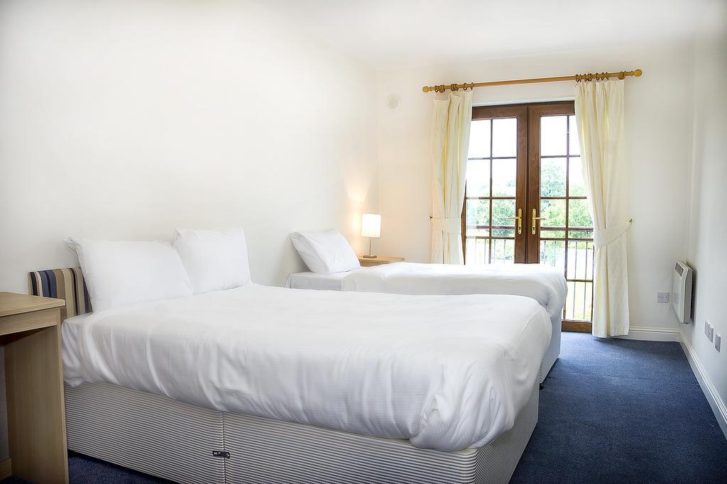 درومشانبو Lough Allen Hotel & Spa الغرفة الصورة